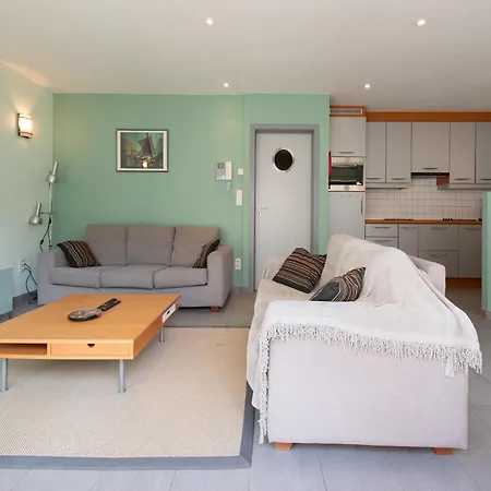 In Near The Lejlighed *